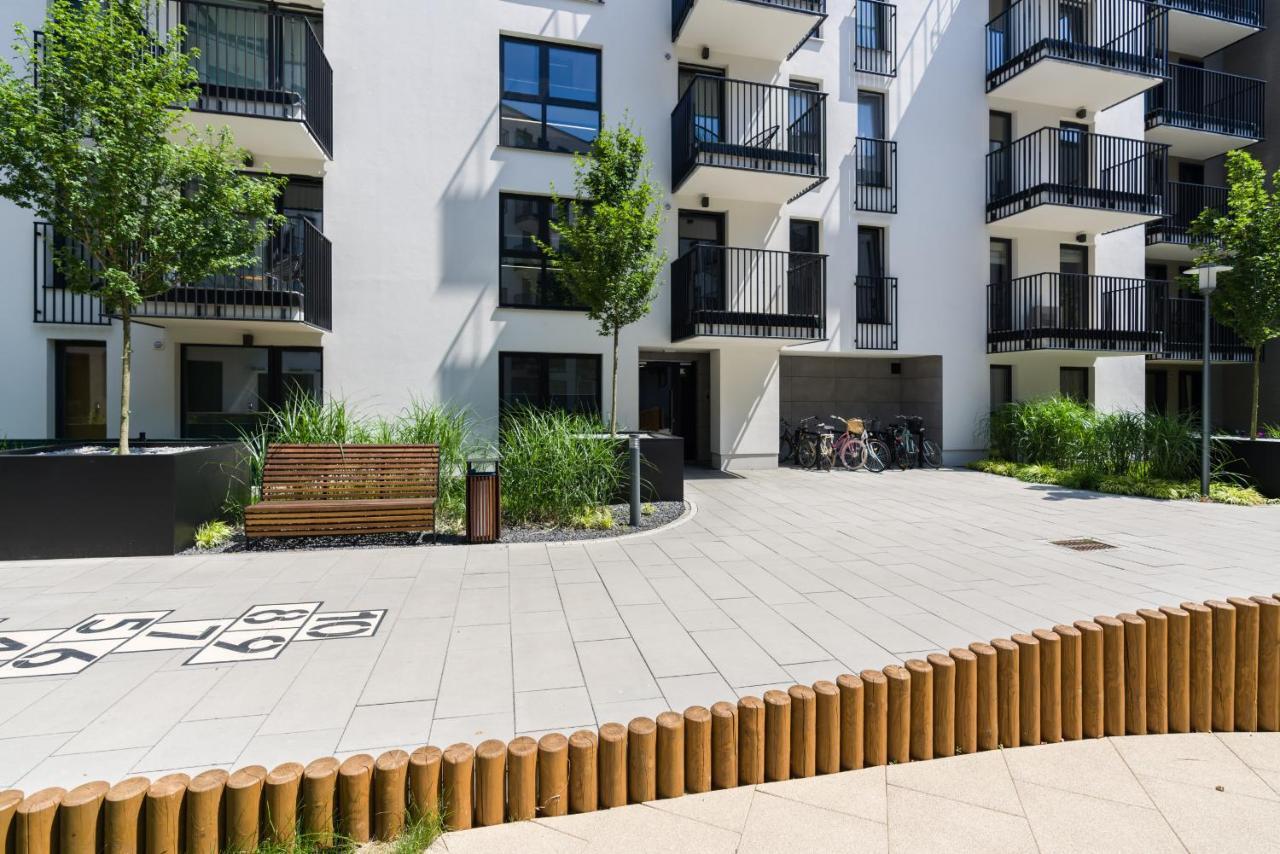 Esencja Apartments With Free Parking Garbary 104 By Noclegi Renters Poznań Eksteriør billede