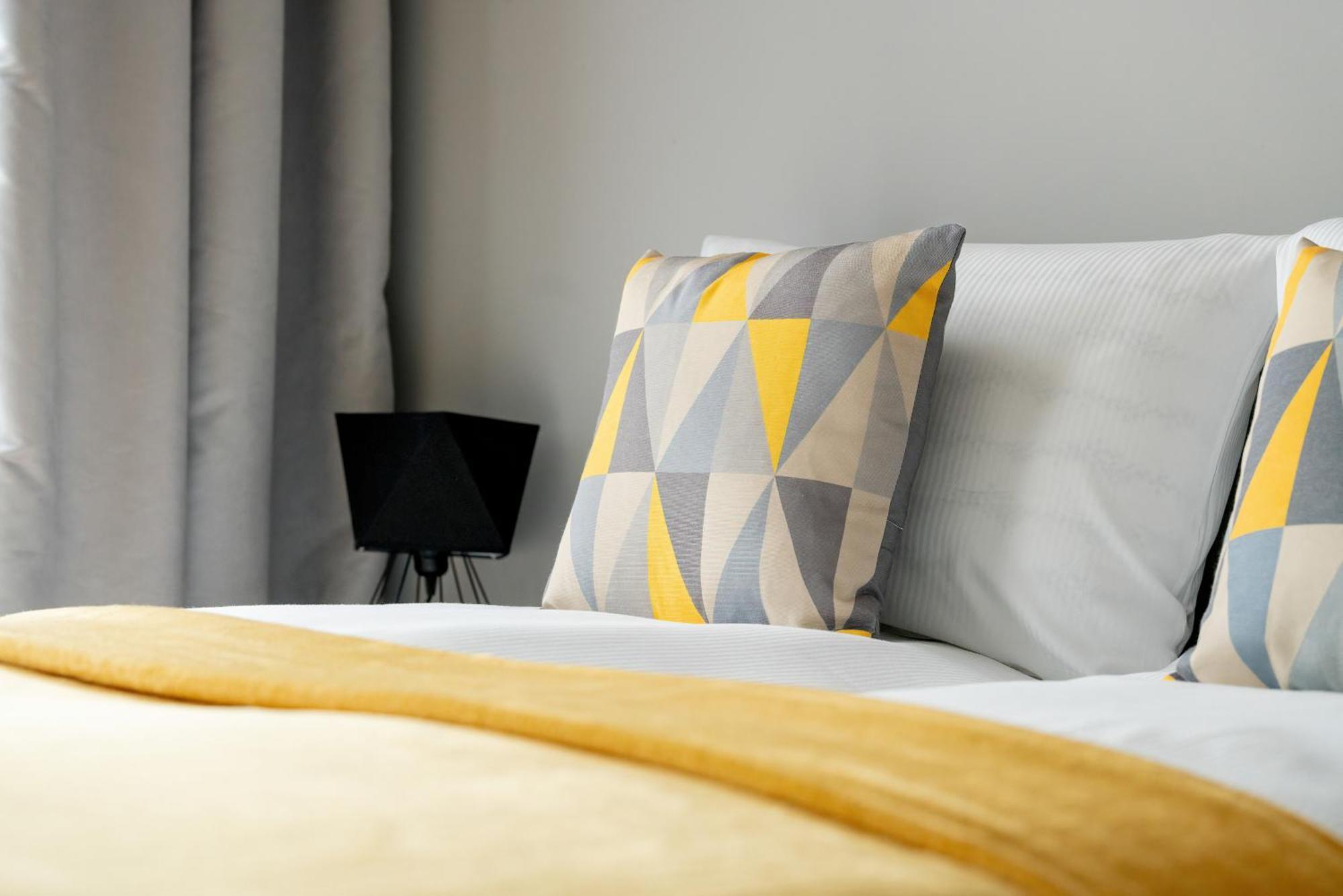 Esencja Apartments With Free Parking Garbary 104 By Noclegi Renters Poznań Eksteriør billede